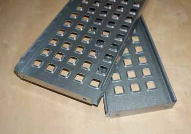 Полка противопожарная с перфорацией