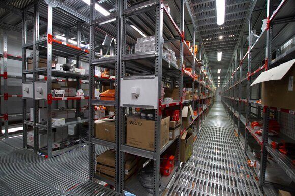 mezonin_s_prolivnym_polom_ot_absolyut.jpg mezonin_s_prolivnym_polom_ot_absolyut.jpg