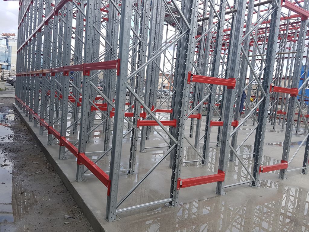 Рамы и балки самонесущего склада конструктив.jpg