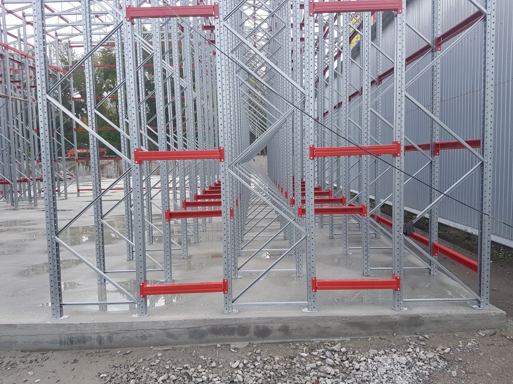 Рамы самонесущего стеллажа от компании Абсолют.jpg