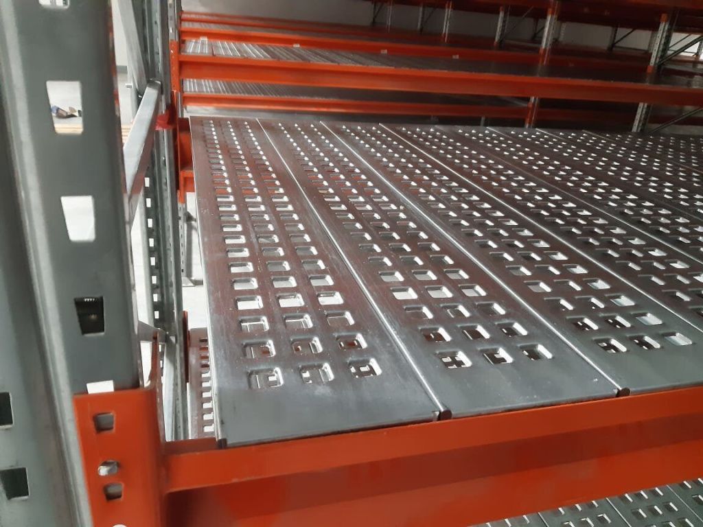 perforirovannye_polki_proizvodstvo_absolyut_ooo.jpg.jpg perforirovannye_polki_proizvodstvo_absolyut_ooo.jpg.jpg