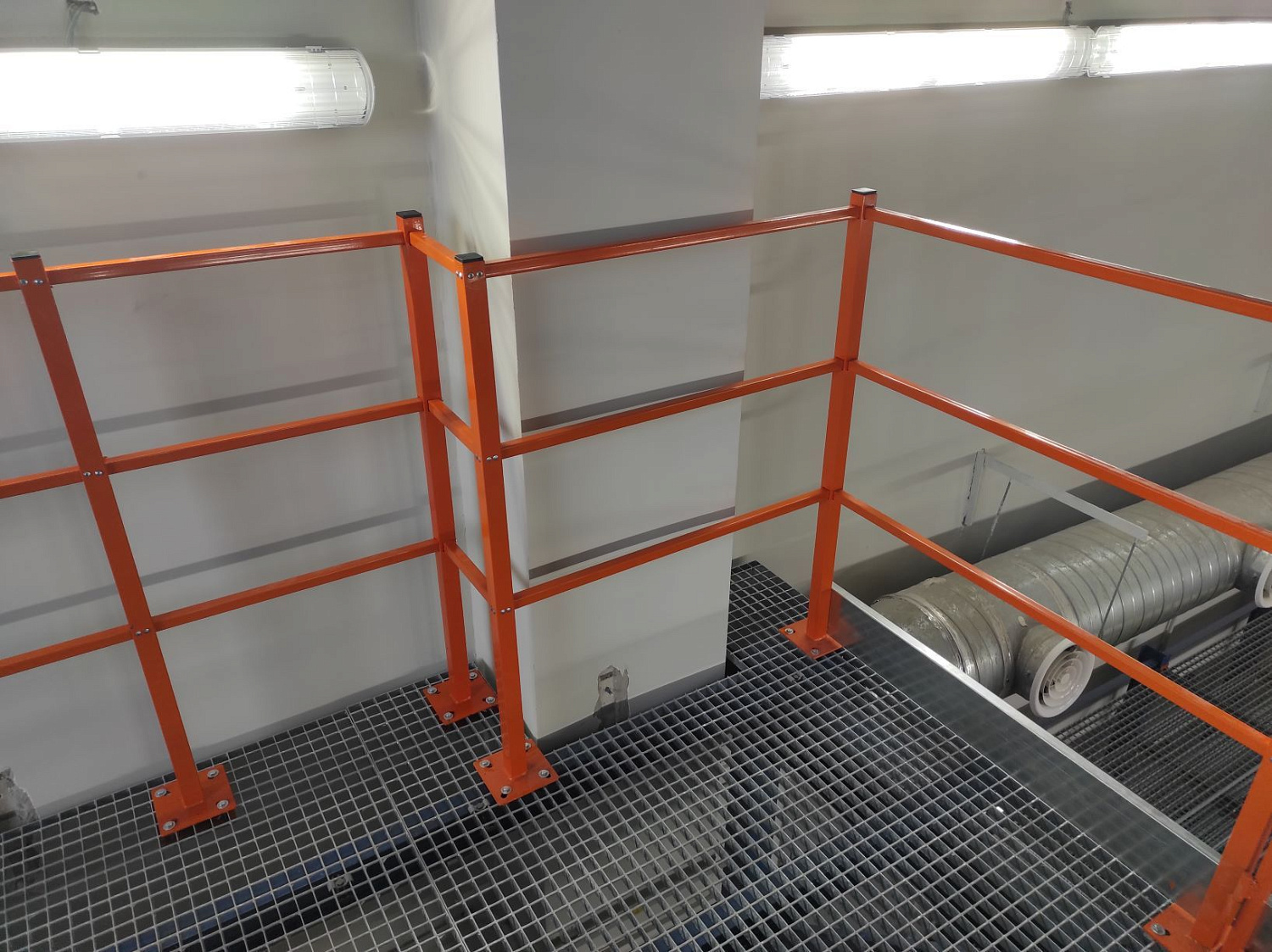 Мезонин на колоннах