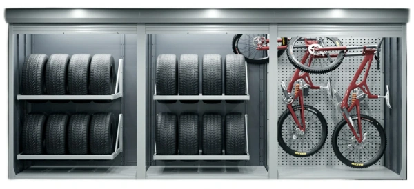 Шкаф роллетный, трехсекционный 1700х4650х600