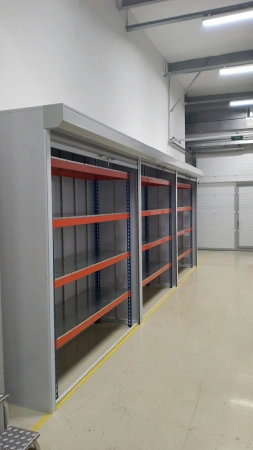 Шкаф роллетный, трехсекционный 1500х4650х900 от компании Абсолют