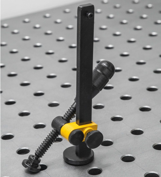 Струбцина с регулировкой по высоте (вертикальная)